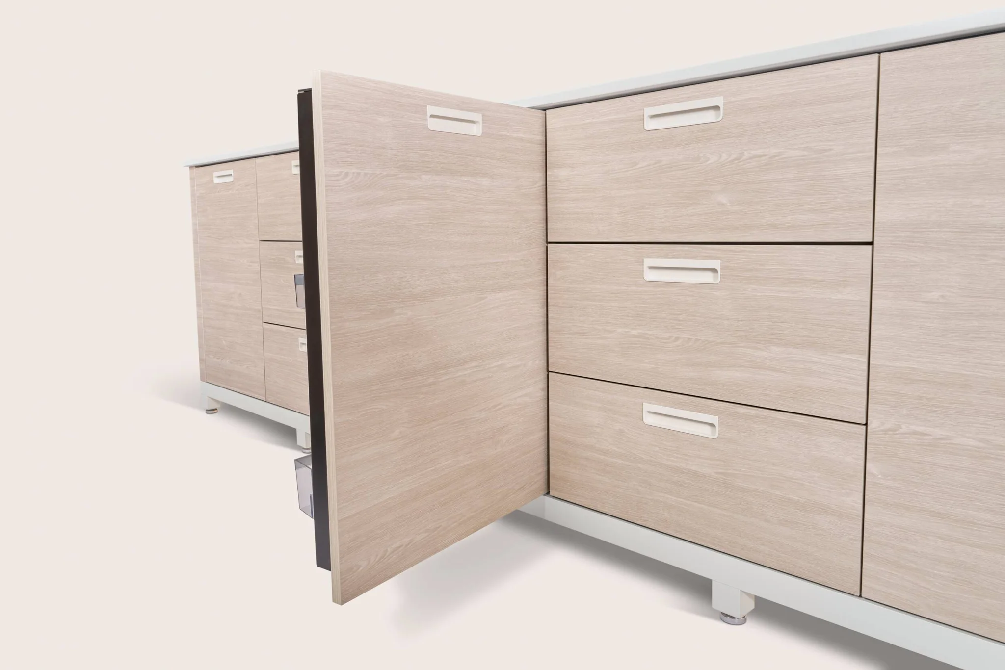 2048x-5 Light Shefield Oak Exterior